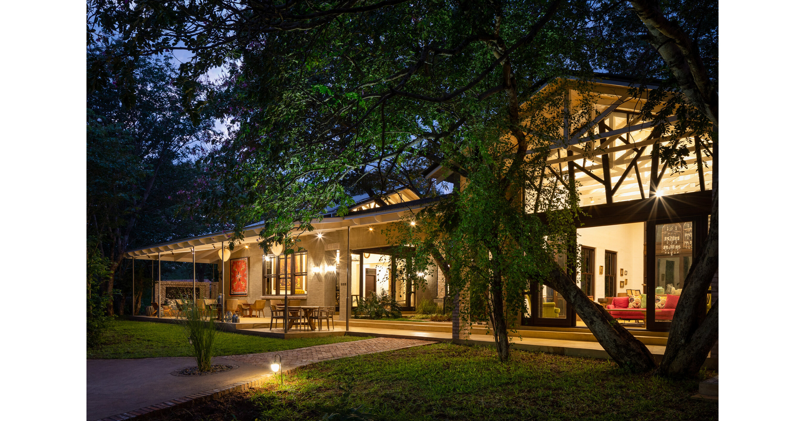 Accor signs first hotel in Zimbabwe under Mantis Collection Accor signs first hotel in Zimbabwe under Mantis Collection