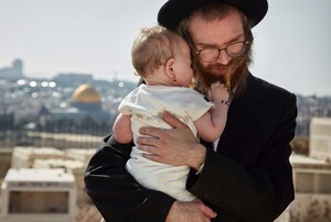 Un monde ravivé, une exposition photographique inédite sur la communauté juive hassidique à travers le monde