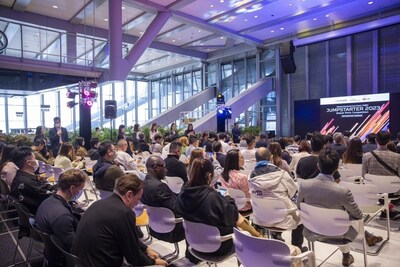 Unable to view the image, Please provide a valid URL.