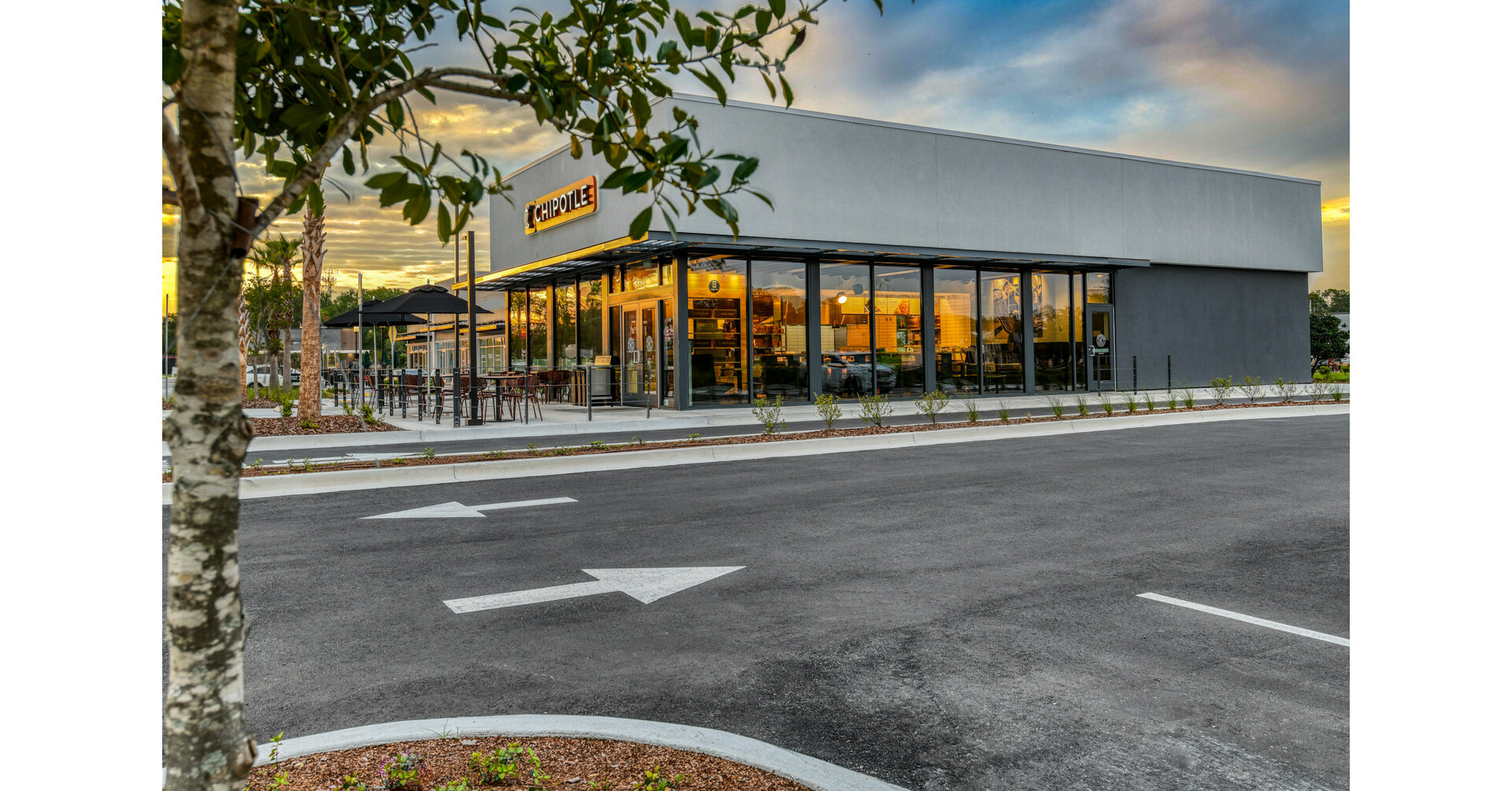 CHIPOTLE PILOTS NEW RESPONSIBLE RESTAURANT DESIGN ALONGSIDE