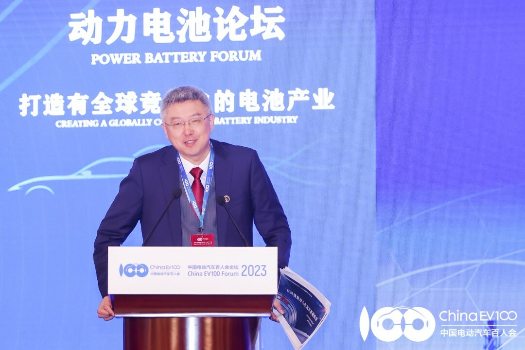 El presidente de EVE Energy expresa optimismo en el Foro EV100 de China