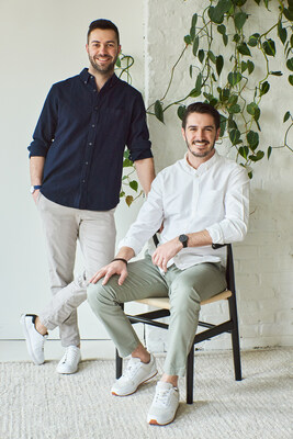 Solios co-founders Samuel Leroux (L) and Alexandre Desabrais (R) (CNW Group/Solios Watches)