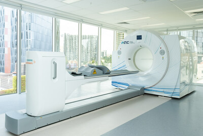 MIM Software partners with Melbourne Theronastic Innovation Centre (MTIC) in Melbourne, Victoria to launch all-organ PET/CT scanner for patient-specific precision medicine. MIM Encore® and MIM SurePlan™ MRT facilitate diagnostic and therapeutic decision-making, supporting MTIC's vision for cancer research innovation.