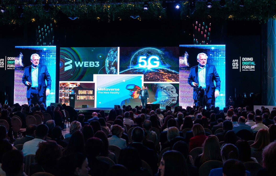 Countries Need Digital Transformation to Remain Competitive, says Fintech Expert Chris Skinner at Doing Digital Forum - Vimarsana News