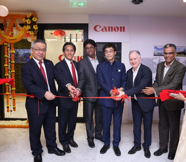 (From Left to Right) Mr. Kazutada Kobayashi, President & COO, Canon Marketing Asia and Mr. Manabu Yamazaki, President & CEO, Canon India along with the esteemed guests Mr. Sandesh Kaup, Country Manager, Milestone, His Excellency Dr. Fukahori Yasukata, Consulate General of Japan in Mumbai, Mr. Pankaj Gupta, CEO, Commercial Real Estate, Oberoi Realty Limited and Mr. Sudhindra Holla, Director (India and SAARC), Axis Communications at the inauguration of Canon India’s first live-office in India (Mumbai).