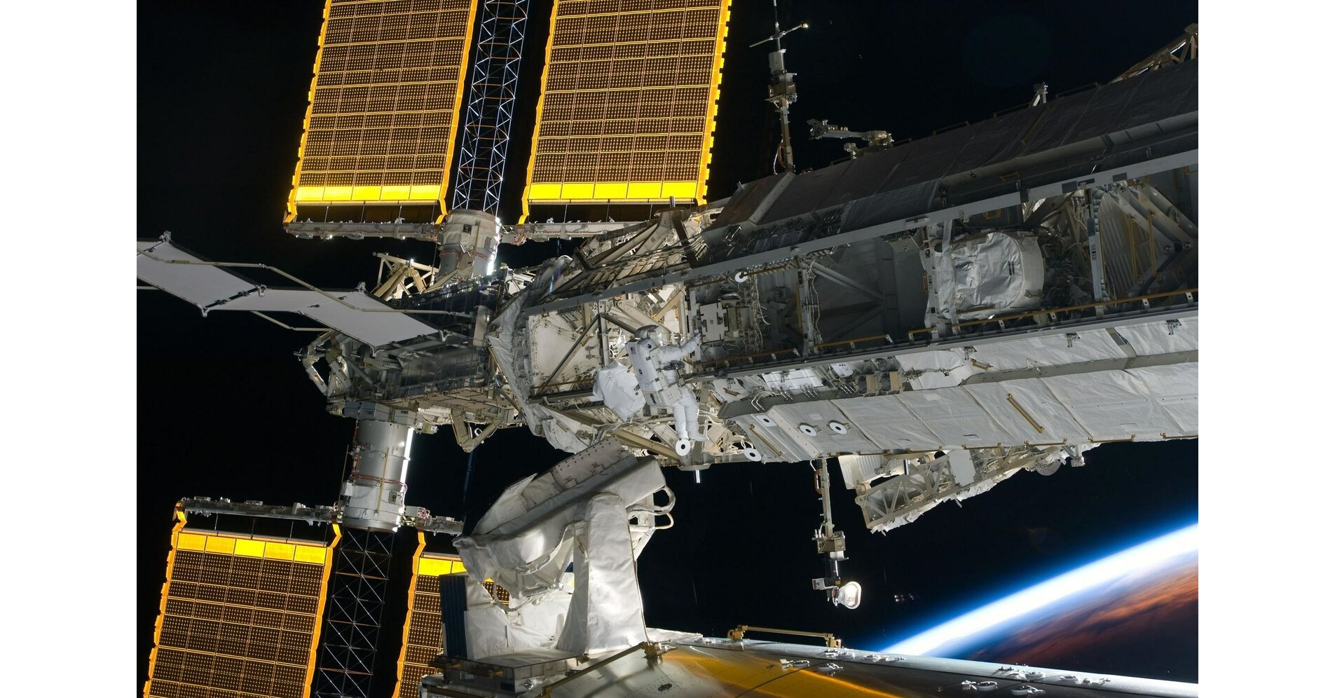 La NASA establece la cobertura de la caminata espacial, la conferencia de prensa para las actualizaciones de la estación