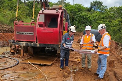 Figure 1: CEO, President, and VP Exploration at the first drill site of the Phase 2 Drilling Program. (CNW Group/Bravo Mining Corp.)