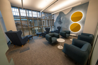 Reflection and relaxation rooms in Sun Life’s Waterloo pilot support employee well-being. (CNW Group/Sun Life Financial Canada)