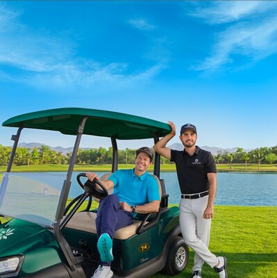 Mark Wahlberg y el golfista profesional Abraham Ancer se divierten jugando golf en Vidanta Nuevo Vallarta