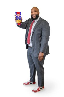 Marcus Spears with Louisiana Fish Fry Products Original Seasoned Fish Fry, showcasing the brand’s new packaging