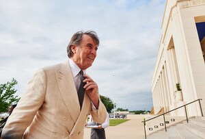 Neiman Marcus et Brunello Cucinelli organisent une soirée pour célébrer le lancement de la collection exclusive Icon en l'honneur des Neiman Marcus Awards