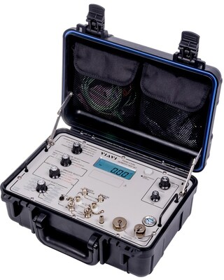 The VIAVI PSD90-3 test set allows the user to test, troubleshoot and isolate fuel system issues, calibrate fuel quantity indicators and detect contaminated fuel probes. The PSD90-3 will test any AC or DC capacitive fuel, water, liquid oxygen (LOX), or engine oil system.