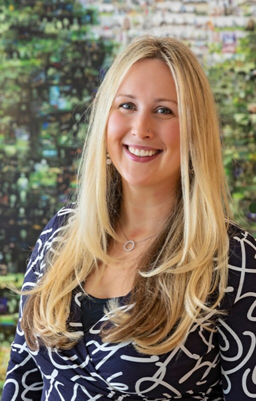 JLL Appoints Courtney Huggins as Global Treasurer