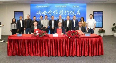 Wei Junqing, CEO of DiDi Autonomous Driving’s Kargobot business, Xu Yunfeng, CEO of the Weifu Group, and Kobi Marenko CEO of Arbe signed the strategic cooperation agreement (Credit: Weifu High-Technology Group)