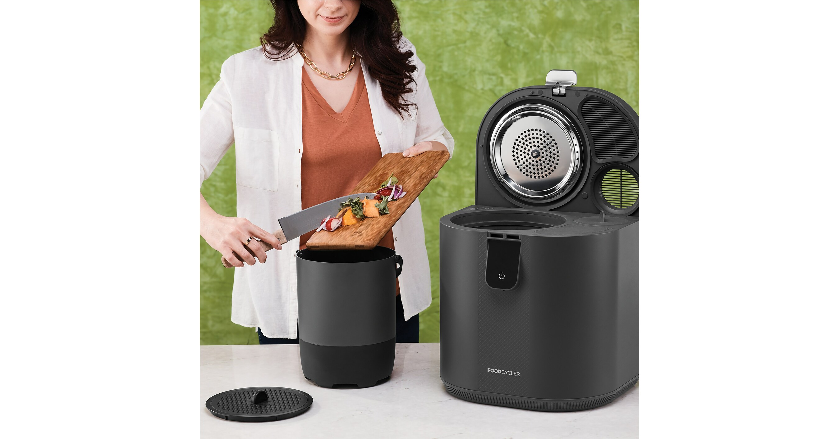 Vitamix® Introduces the Sleek Eco 5 a FoodCycler® with Double the