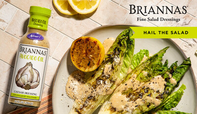 BRIANNAS Avocado Oil Caesar dressing is made with 100% avocado oil and combined with garlic, balsamic vinaigrette and cracked black pepper for mouth-watering flavor! Serve BRIANNAS Avocado Oil Caesar on grilled romaine and top with shaved parmesan for a delicious and refreshing salad!