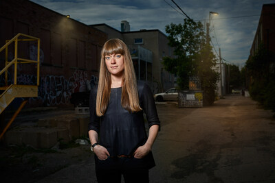 La professeure à l’INRS, Carolyn Côté-Lussier, est la chercheuse principale de  STOPMTL.ca, un projet de cartographie participative des expériences d’interpellations policières. Crédit : Phil Bernard (Groupe CNW/Institut National de la recherche scientifique (INRS))