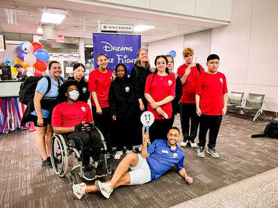 With the support of numerous Air Canada employee volunteers, the Air Canada Foundation and the Dreams Take Flight organization, the trip was finally able to take place, making the wishes of 126 kids come true. (CNW Group/Air Canada)