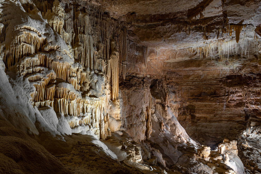 Largest Cavern in Texas Opens Multi-Million Dollar Expansion - Vimarsana News
