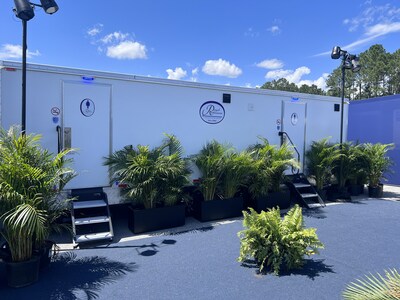 A ten station Royal Restroom that delivers sustainability, comfort and function to guests at your event.  Strategic placement is key in manging the flow of foot traffic and maximizing the overall event experience.