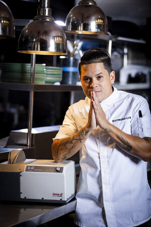 Renowned Miami Chef Raymond Li has Been Named Mundial SmartKnives™ Ambassador