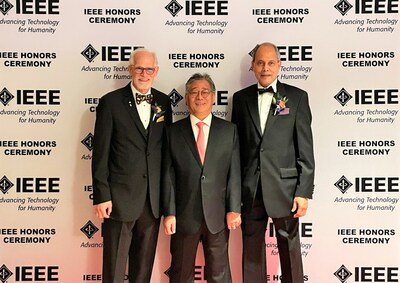 From left: IEEE President-Elect Thomas Coughlin, DENSO President & CEO Koji Arima and IEEE President Saifur Rahman at the IEEE Corporate Innovation Award Ceremony on May 5 in Atlanta.