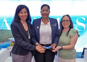 The Bahamas Ministry of Tourism, Investments &amp; Aviation Officials Attend 41st Caribbean Travel Marketplace
