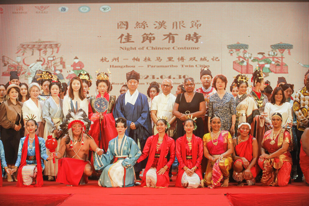 China National Silk Museum's 6th Chinese Costume Festival Held in Hangzhou and Suriname - Vimarsana News