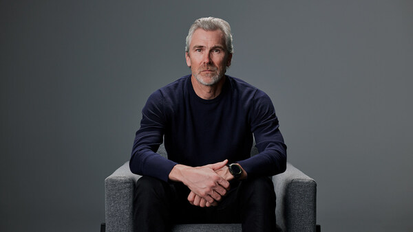 Trevor Linden, former NHL All-Star, delivers message for YWCA’ PSA titled “Concussion Story” (CNW Group/YWCA Canada)