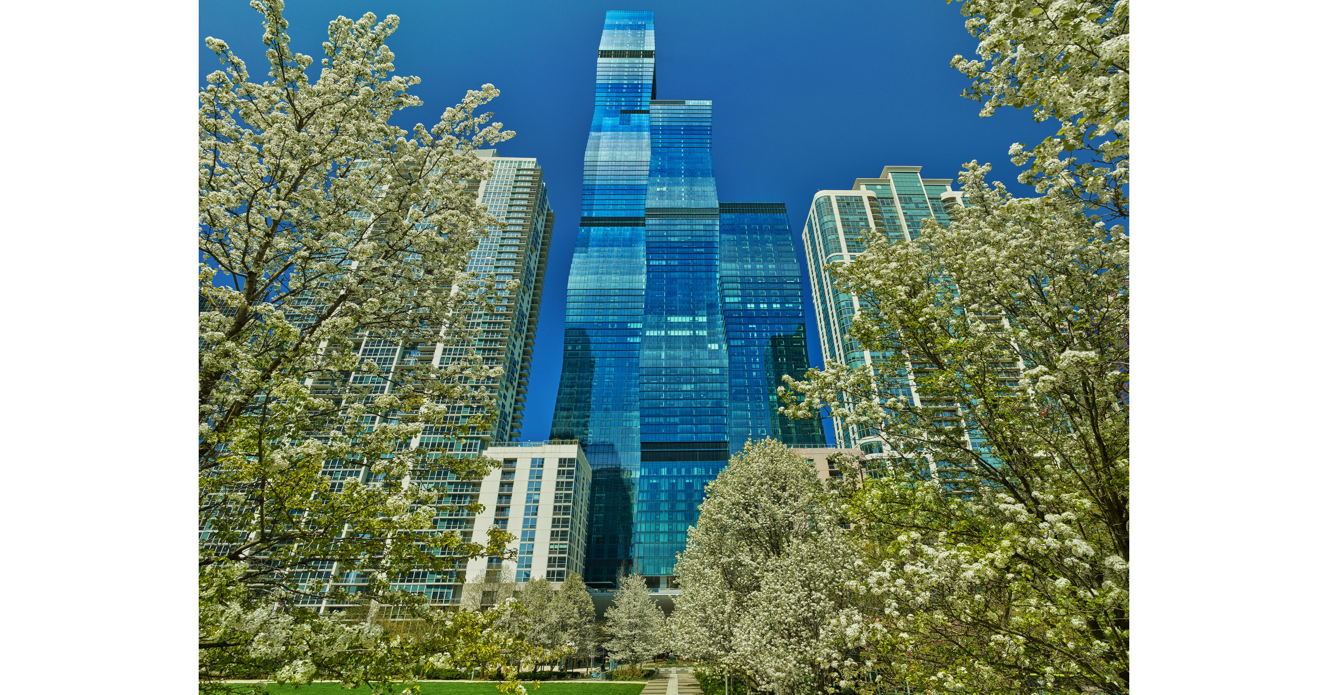 ST. REGIS HOTELS & RESORTS DEBUTS THE ST. REGIS CHICAGO, AN ARCHITECTURAL MARVEL FOREVER