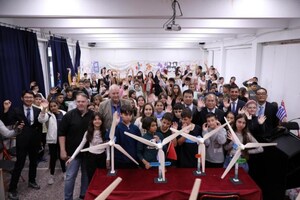 China Energy Investment Corporation Brought New Energy into Campus in Greece