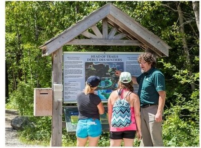 Le parc national de la Péninsule-Bruce et le parc marin national Fathom Five a officiellement lancé sa saison touristique estivale 2023