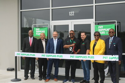 Pet Supplies Plus celebrated the grand opening of its new state-of-the-art distribution center in Orangeburg, SC.
