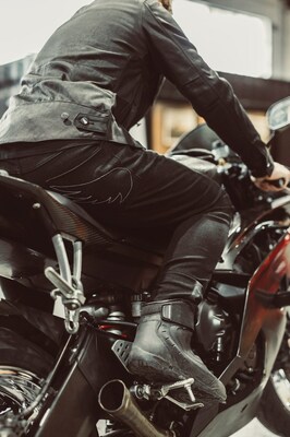 SA1NT, a leading Australian motorcycle apparel company and innovators of the world’s strongest single-layer denim, is expanding its moto denim collection with the introduction of an all-new, entry-level ‘ENGINEERED’ line.