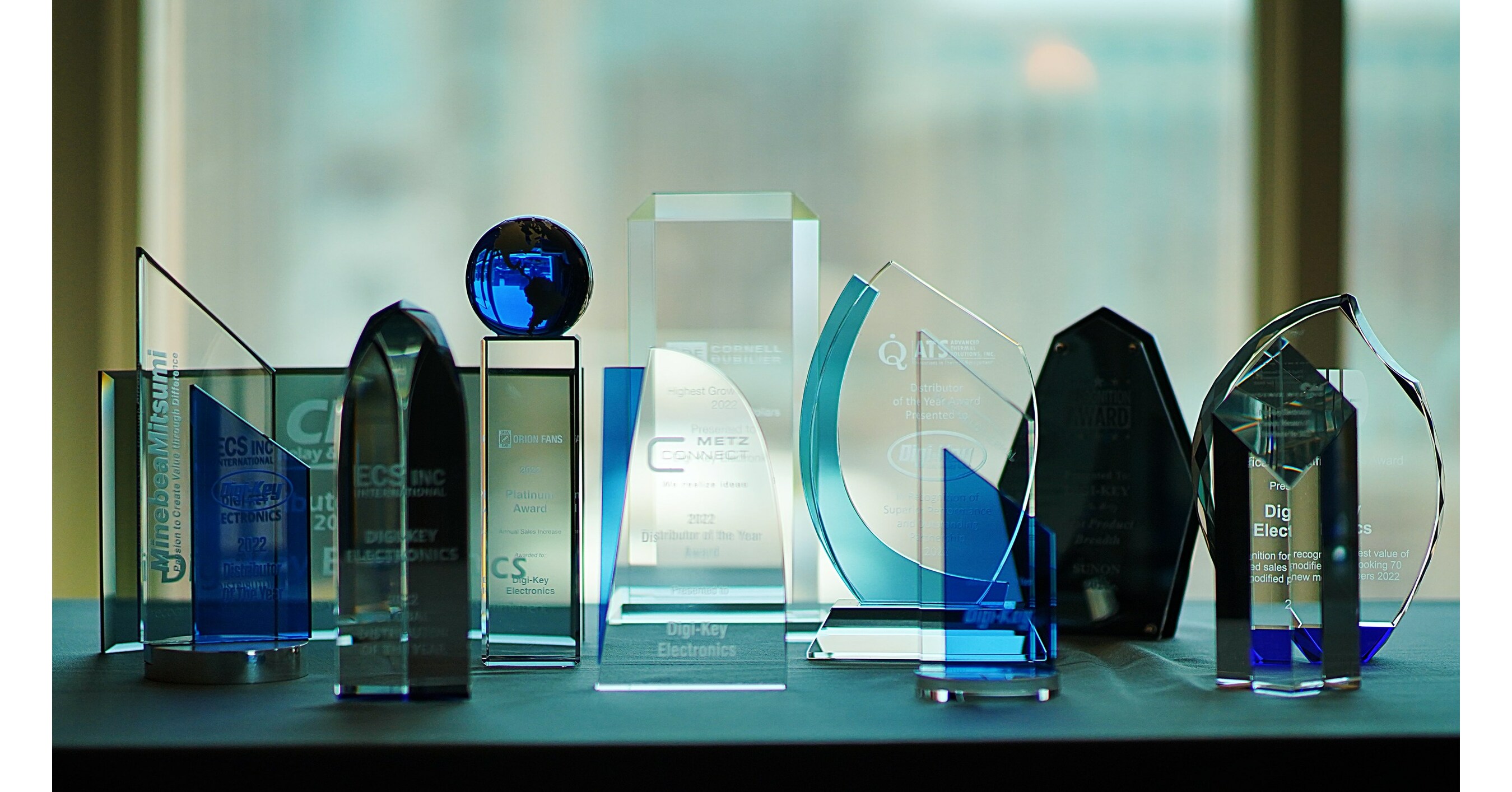 DigiKey Receives Top Recognitions from Suppliers at 2023 EDS Leadership