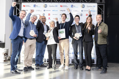 From left to right: Jeff Hart (Climate Solutions Prize Organization), Philip Raphals and Charles Kiyanda (Breakthrough Research First Prize), Soodeh Abedini (Breakthrough Research Second Prize), Samson Bowen-Bronet (Audience Choice Award), Yee Wei Foong (Quebec Student Entrepreneur Innovation Prize), Galith Levy (Climate Solutions Prize Organization), Patrick Gagné (Cycle Momentum) - Credit: Jason Trott (CNW Group/Climate Solutions Prize)