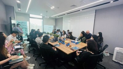 Unable to view the image, Please provide a valid URL.