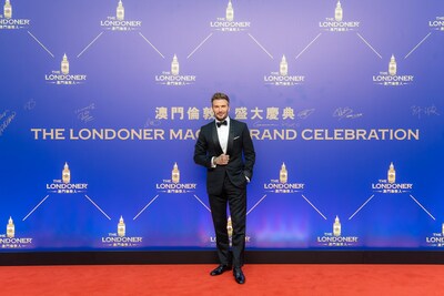 UK soccer icon and Sands Resorts Macao brand ambassador David Beckham stops at the red carpet during The Londoner Macao Grand Celebration event at The Londoner Arena Thursday. (PRNewsfoto/Sands China Ltd.)