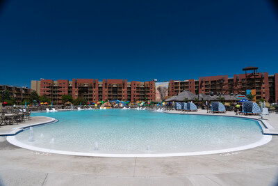 New 15,000 square foot pool at Kalahari Resorts and Conventions in Sandusky, OH