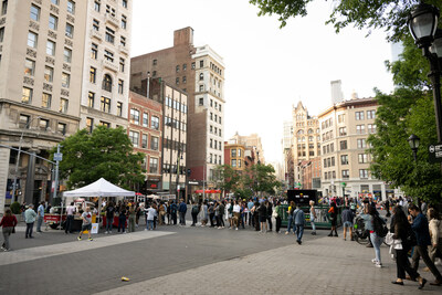 Hundreds gathered for Gozney's A Slice of Manhattanhenge