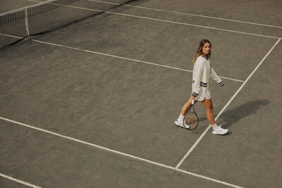Wilson’s head-to-toe tennis Advisory Staff member, Marta Kostyuk, dons Wilson Sport Professionals’ Modern Icons for matches in Paris.