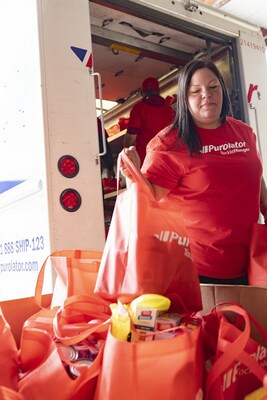 Depuis 20 ans, le programme Blitz contre la faim de Purolator change les choses dans les collectivités du Canada