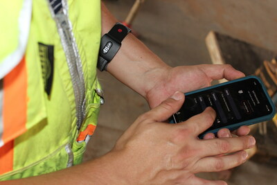 Rogers-O'Brien's safety manager utilizes the Polar armband to monitor his biometrics while on the jobsite.