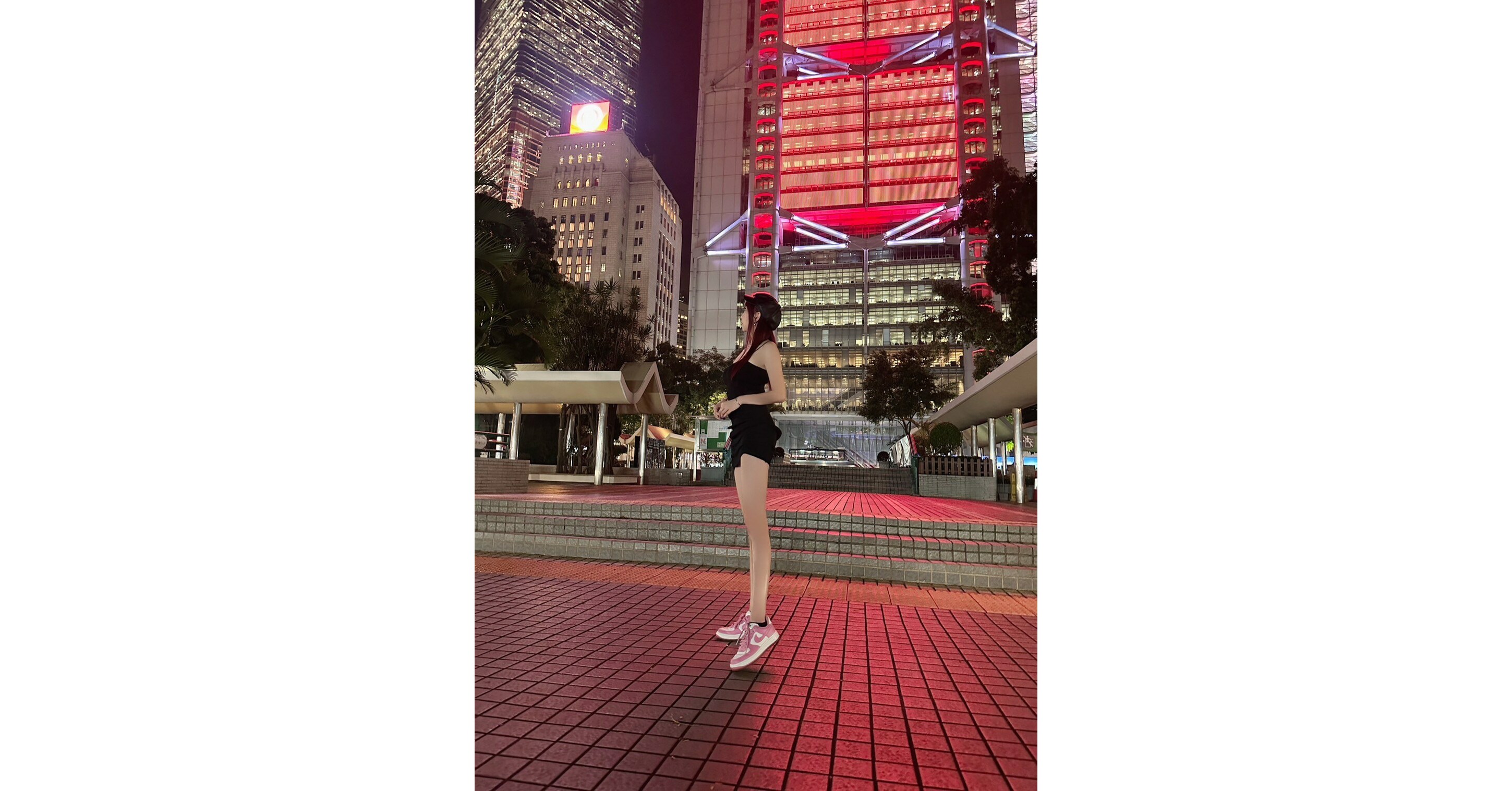 SWAG Pornstar Earns USD 40,000 in a Single Exclusive Birthday Live Stream Without Revealing Her Face