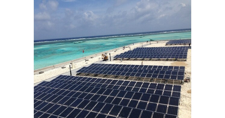 Yingli will present PANDA Ocean Star at Intersolar Europe