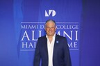 NELSON ALBAREDA RECEIVES PRESTIGIOUS HALL OF FAME AWARD FROM MIAMI DADE COLLEGE