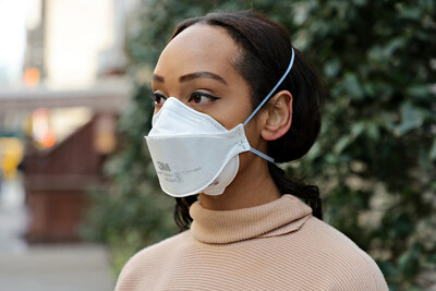 If you must go outside when wildfire smoke is nearby, wearing an N95 respirator can help reduce your inhalation of airborne particles.