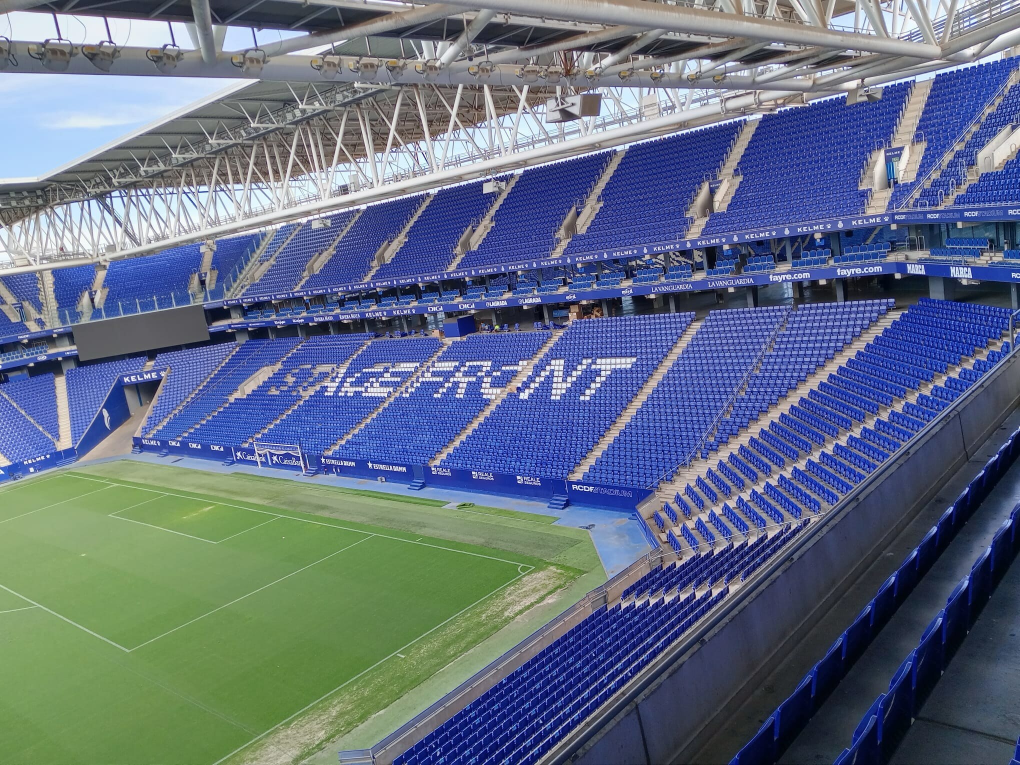 Stage_Front__Barcelona.jpg?p=publish