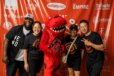 From Left to Right: Mark “Strizzy” Strong In Arena Host for the Toronto Raptors, Sarah Nakamura from RAD Marketing, the official mascot of the Toronto Raptors, Natasha Alibhai from TCS Marketing Systems and Tim Ng from Blackline. (CNW Group/RAD Marketing)