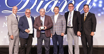 DIANA Award Presentation to Upsher-Smith. Left to right: Perry Fri (HDA), Mike Muzetras (Upsher-Smith), Dave Zitnak (Upsher-Smith), Brad Leonard (Upsher-Smith), Mike McBride (Upsher-Smith), Chip Davis (HDA)